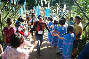 BIB: 1017
                            <button type="button" onclick="openModal(19043235)" class="btn btn-primary btn-sm float-right btn-popup" data-toggle="modal" data-target=".modal-high-quality">
                        <i class="fas fa-shopping-cart"></i> Add to Cart
                    </button>
                                            <button type="button" onclick="isThisMe(19043235, true)" class="btn btn-success btn-sm float-right btn-popup btn-isme hidden" data-toggle="tooltip" data-placement="bottom" title="นี่คือรูปของคุณใช่ไหม คลิกที่นี่เพื่อเอาเข้าอัลบั้ม">
                        <i class="fas fa-plus"></i> Add to album
                    </button>
                    <button type="button" onclick="isThisMe(19043235, false)" class="btn btn-warning btn-sm float-right btn-popup btn-isnotme hidden">
                        <i class="fas fa-ban"></i> Remove from album
                    </button>